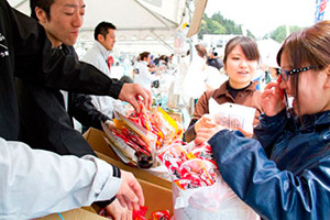 20130526田束山つつじまつり福興市