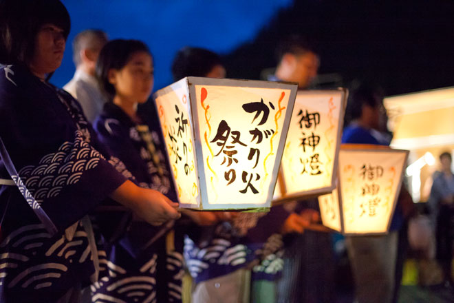 南三陸八幡川かがり火まつり福興市