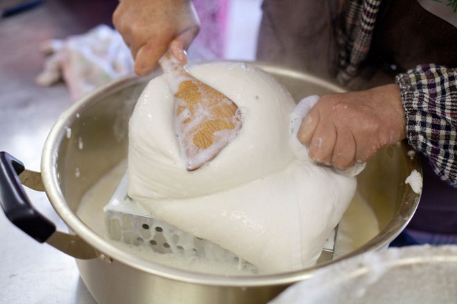 南三陸ビーンズくらぶ 豆腐作り体験