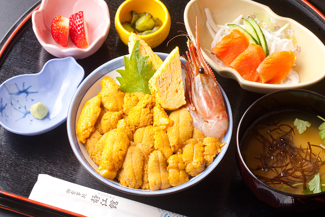 キラキラうに丼　静江館