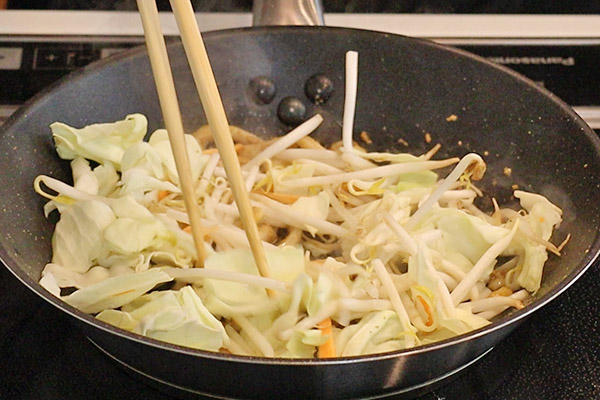 いか塩辛バター焼き丼レシピ4