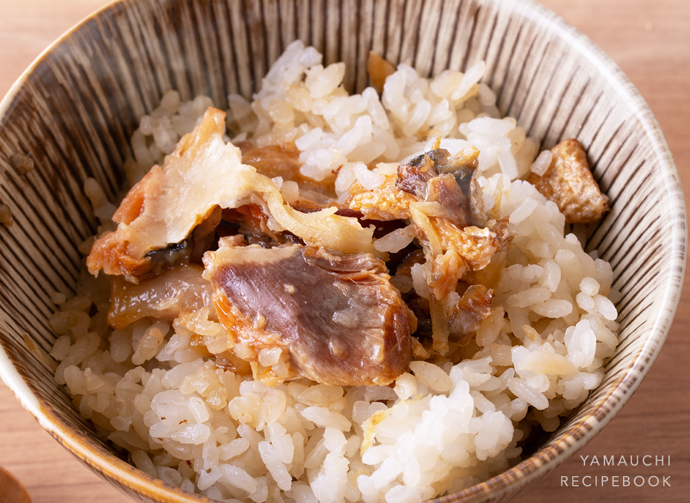 銀鮭カマ醤油煮の炊き込みご飯レシピ